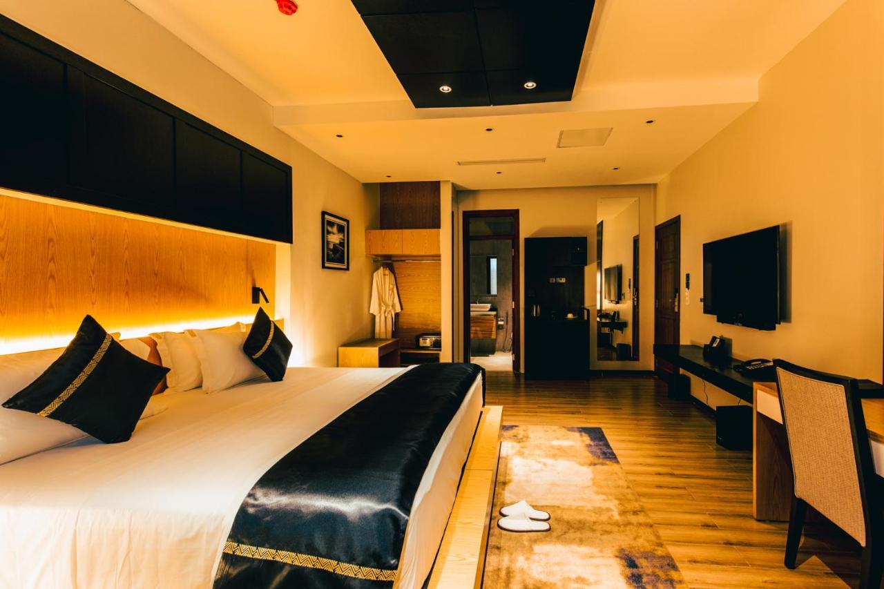 Blackwood Boutique Hotel And Apartments Daressalam Exterior foto
